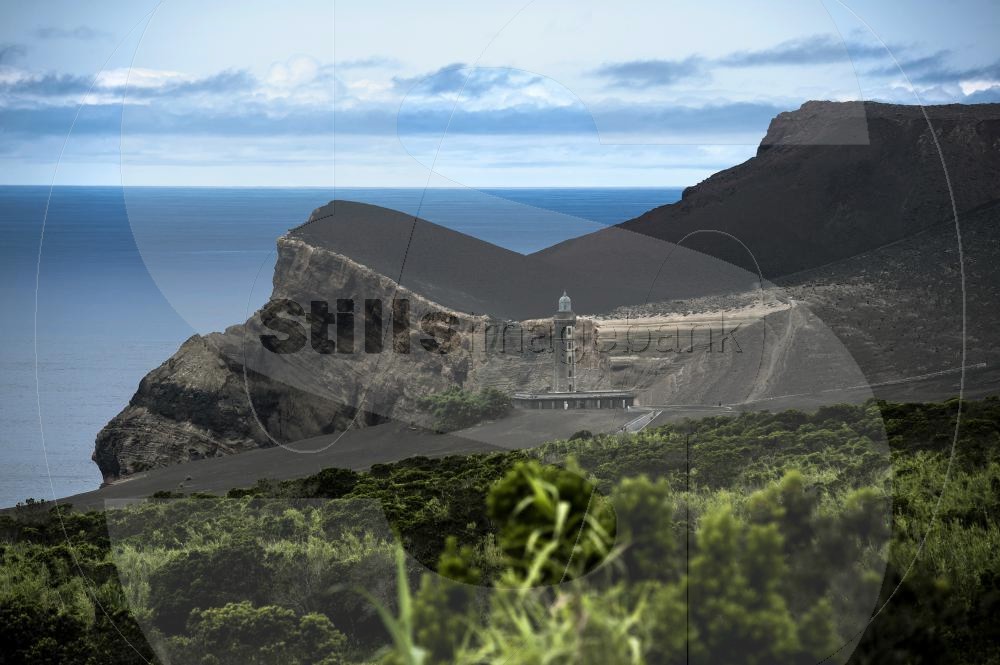 Ponta dos capelinhos lighthouse