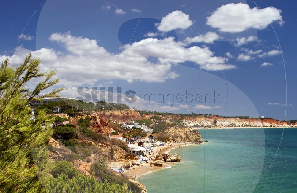 Olhos de água beach