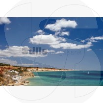 Olhos de água beach