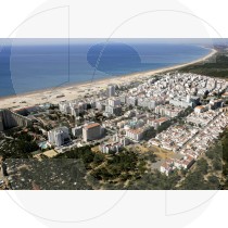 Monte Gordo beach
